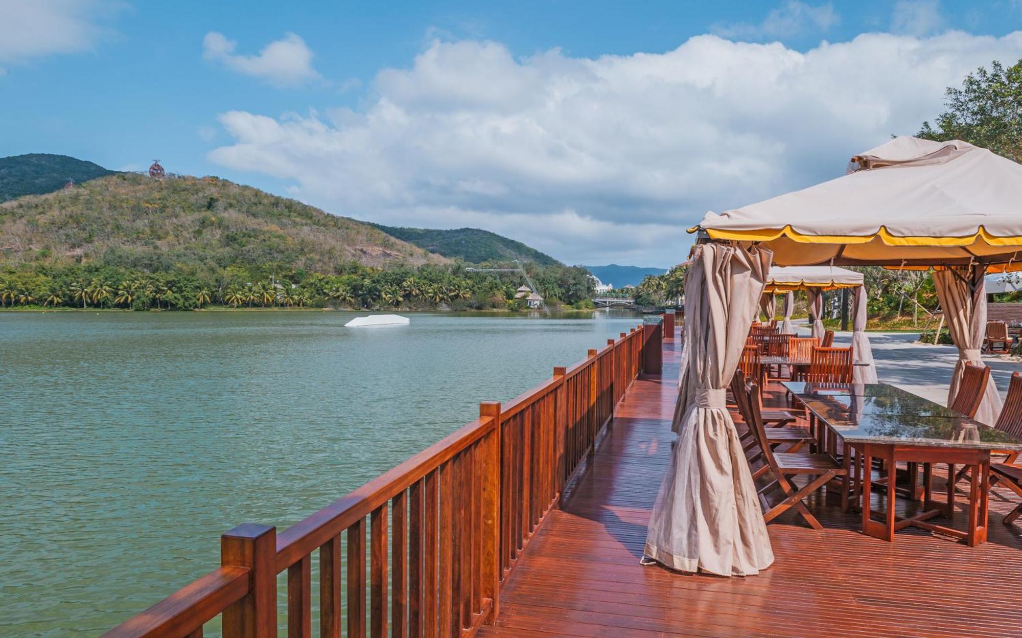 Palace Resort Yalong Bay Sanya Exterior foto
